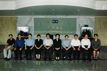 2001年6月1日，时任副省长叶荣宝等领导来公司检查指导“三个代表”学教活动
