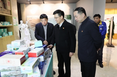 领导调研 | 平湖市委副书记、代市长周军波一行莅临德信体育调研交流